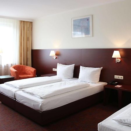 แอนดี ชตัดโฮเต็ล มึนเช่น Hotel มิวนิก ภายนอก รูปภาพ