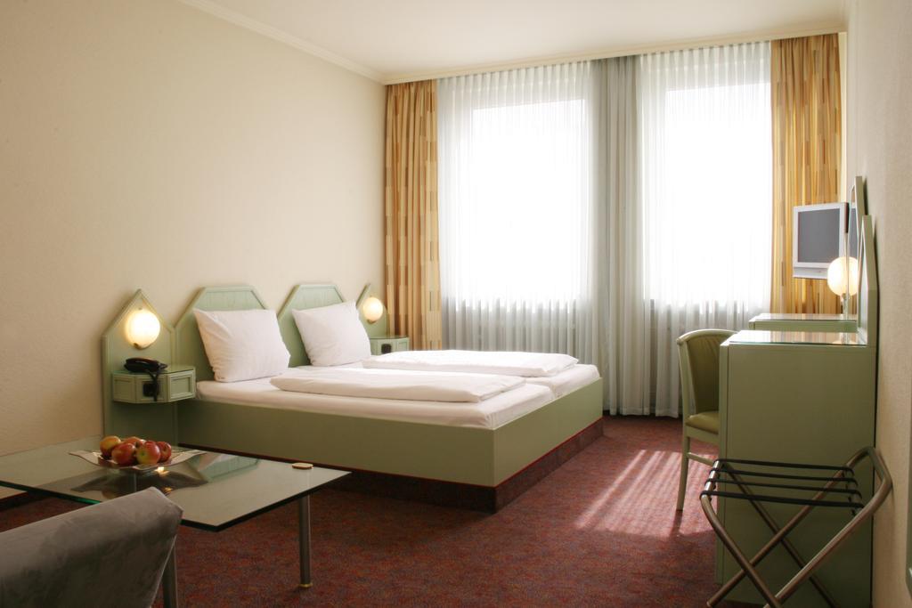 แอนดี ชตัดโฮเต็ล มึนเช่น Hotel มิวนิก ห้อง รูปภาพ